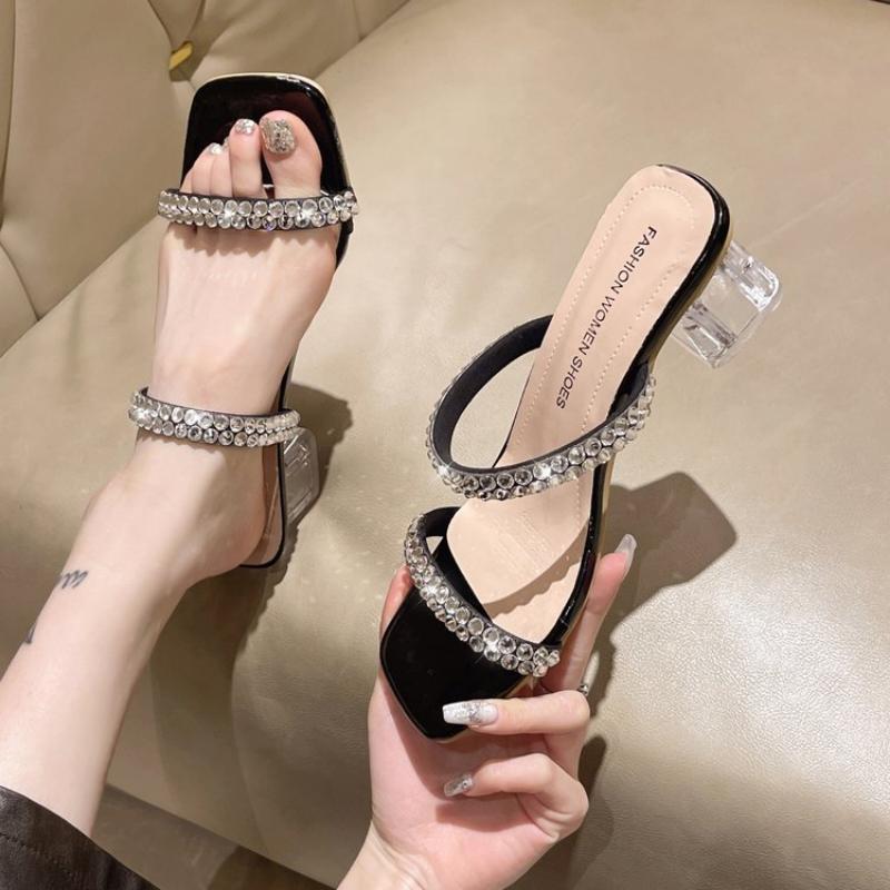 Женские роскошные тапочки с кристаллами, шлепанцы на каблуке, летние пляжные сандалии 2024 года, дизайнерские новые шлепанцы для ходьбы, женские сапатосы