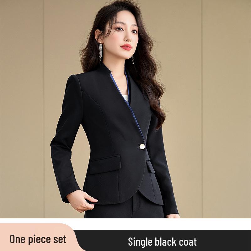 Женский профессиональный брючный костюм для работы на ресепшене и в клубном доме: Элегантная осенне-весенняя форма