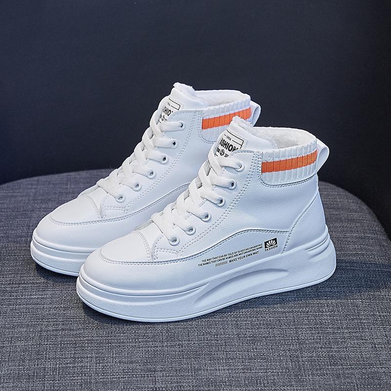 Ins высокие маленькие белые туфли женские весна 2025 новые на толстой подошве корейская версия универсальные студенческие туфли для сноуборда женская уличная обувь TH919