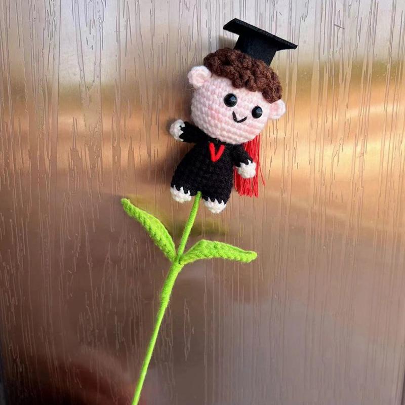 Выпускной сезон Докторская шляпа Мультяшная кукла Креативный вязаный крючком реквизит для фотосессии ручной работы DIY Подарок