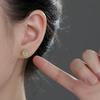 Серьги-гвоздики из стерлингового серебра 999 пробы с нефритом Хэтянь: Элегантные, Универсальные и Изысканные Высококлассные Серьги