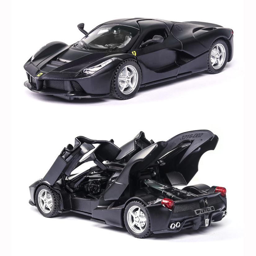 1:32 Scale Car Model, Pull Back Car with Sound and Light for Kids Boy Girl, Metal Body Door Opened