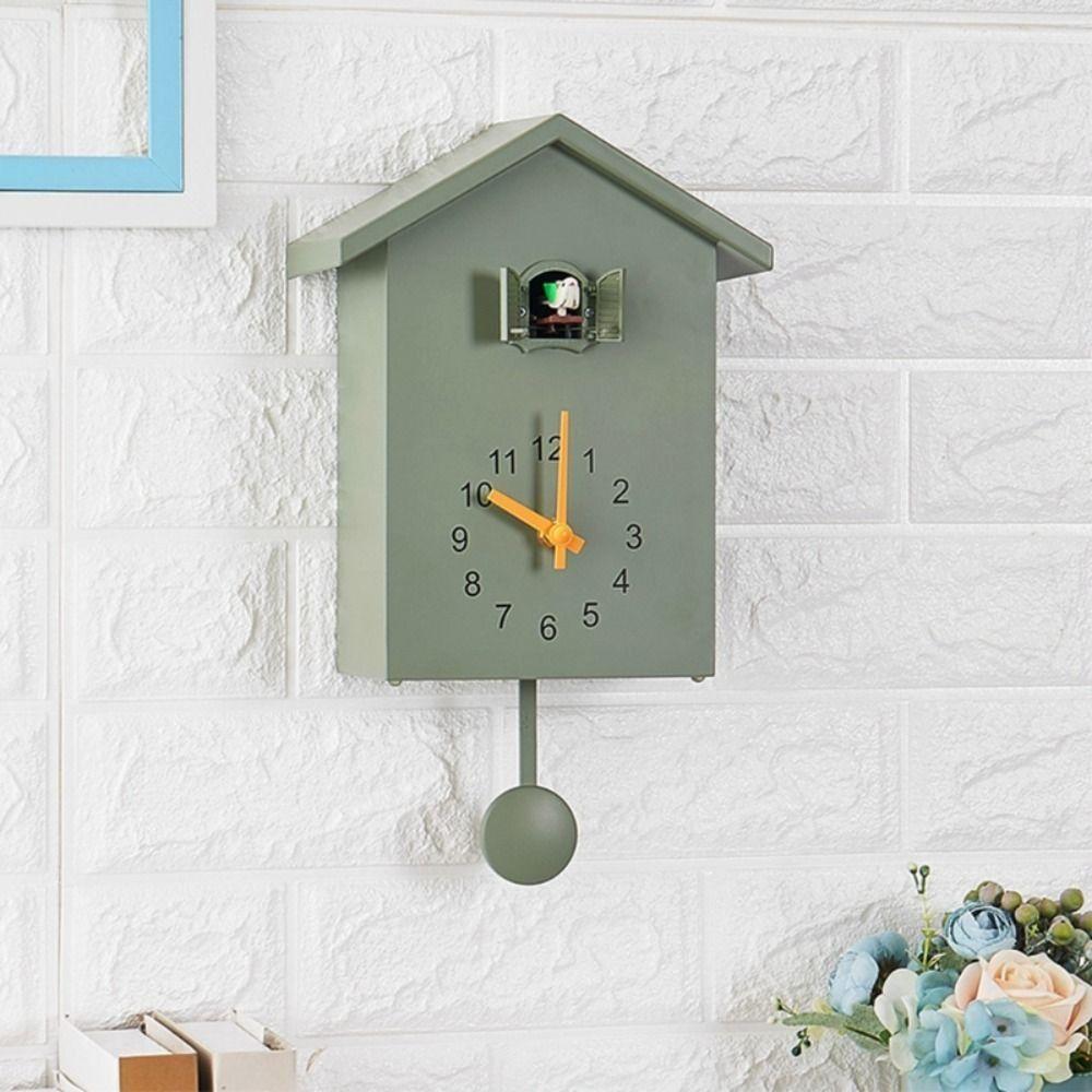 House Shape Bird House Clock Accurate Cuckoo Chime Creative Cuckoo Wall Clock  Garden