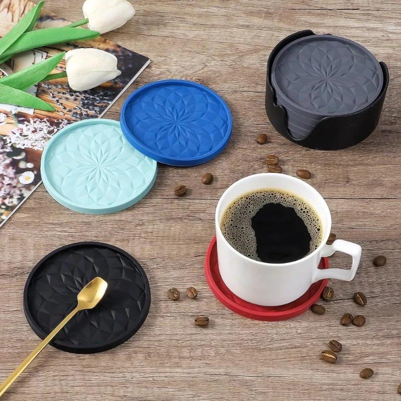 Thick Anti Slip Diamond Shaped Silicone Dining Table Insulation Pad, Beverage High-temperature Resistant Soft Rubber Coaster