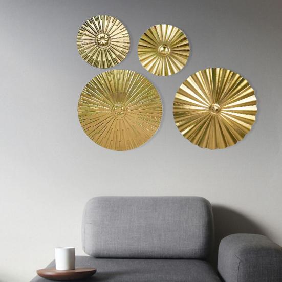 Hanging Round Metal Iron Reflecting Wall Decoration Easy Installation Sunlight Round Wall Ornaments Garden Decor