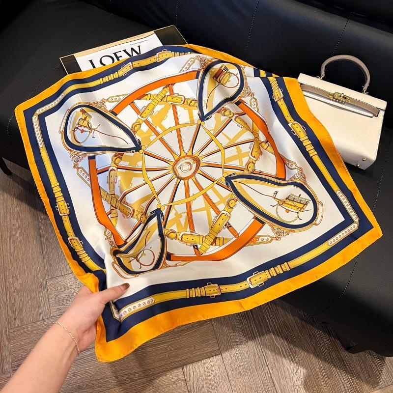 Temperament square scarf women's high-end small scarf summer neck protection scarf decoration spring and autumn versatile thin sunscreen 71 silk scarf