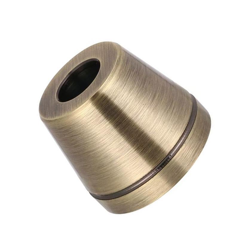 Открутите основание ручной бритвы, опорную раму бритвы и латунный антикоррозийный старомодный контейнер для хранения