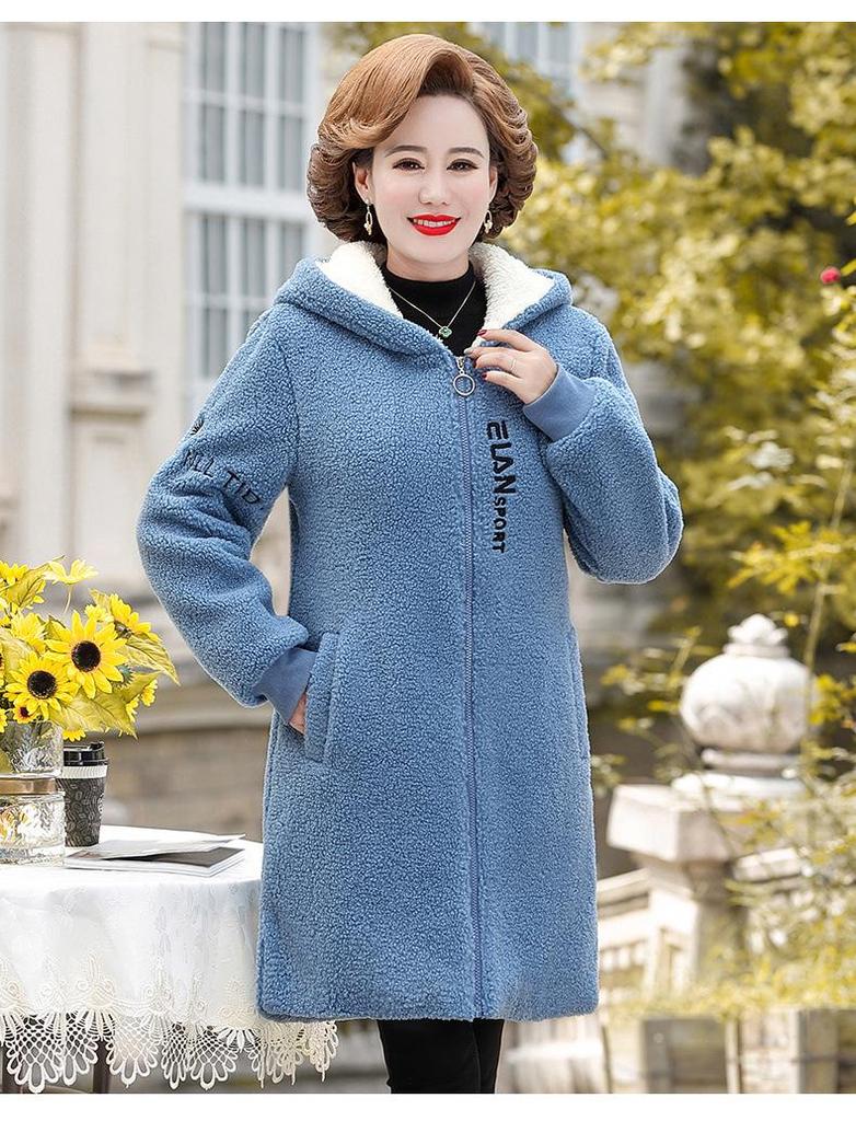 Women's Lamb Wool Winter Coat: Stylish, Warm Hooded Jacket for Middle-aged & Elderly