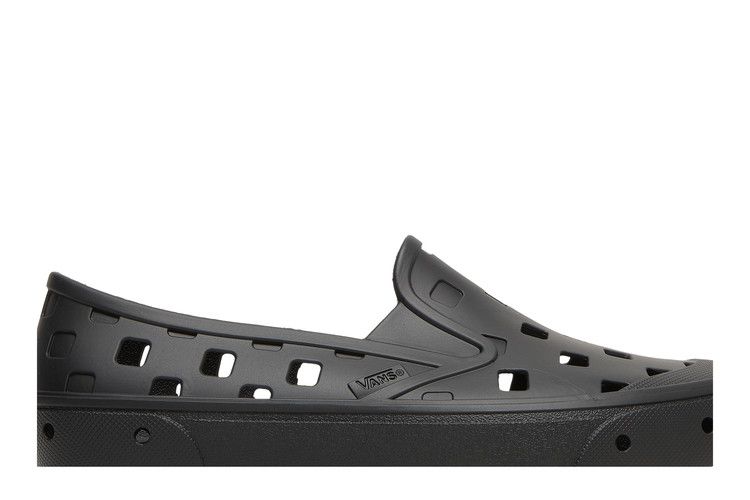 Men's Sneakers Vans Trek Slip-On Triple Black Black/Black