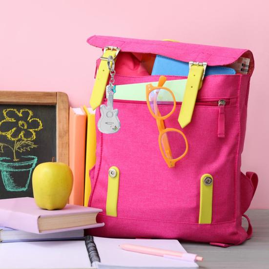 1/5 шт. Розовый брелок для ключей в виде гитары, 2D мини-подвеска в виде гитары, брелок для ключей, символ музыкальной мечты, кулон для сумки/кошелька, декор для салона автомобиля