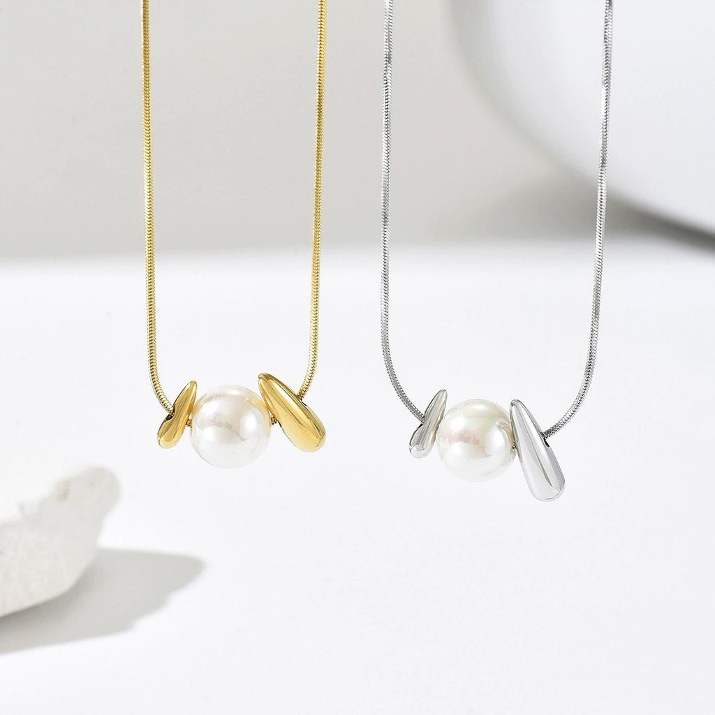 Fashion Jewelry Stainless Steel Snake Bone Chain Pendant Necklaces for Women Gold Plated Clavicle Chain Necklace