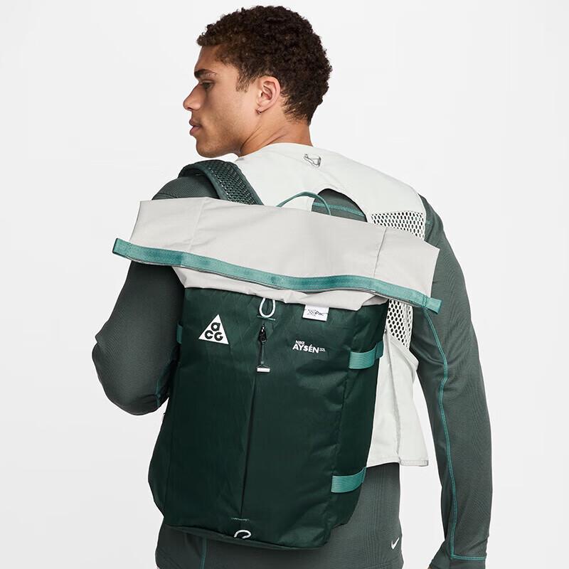 Nike Универсальный дорожный рюкзак ACG