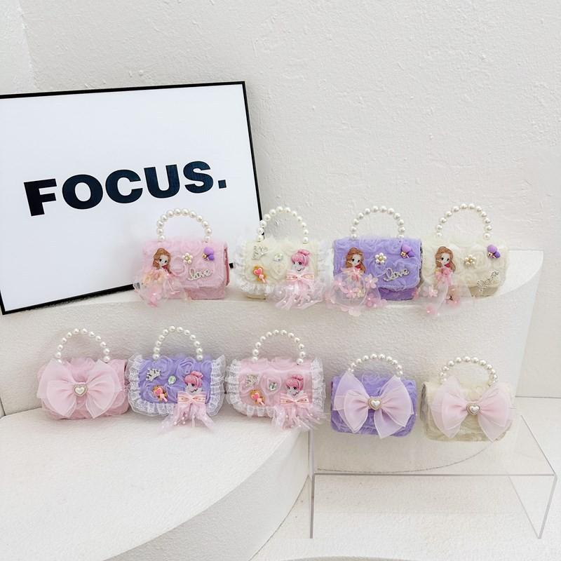 Pvc Fashionable Chain Bag For Children With Adorable Bowknot And Lining Breathable