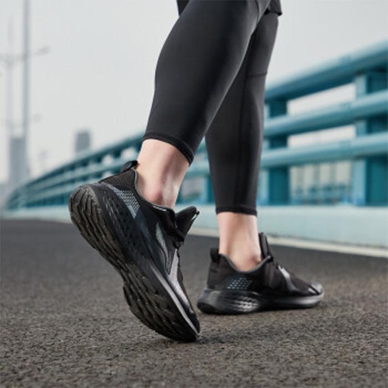 Li-Ning Мягкий элемент Ткань ТПУ Амортизирующая Нескользящая Износостойкая Дышащая Легкая Низкая Спортивная Повседневная Обувь Мужские Кроссовки ARHR077-1