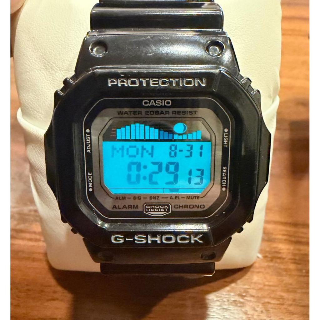 G-SHOCK CASIO GW-5600 G-LIDE in working condition G-Shock wristwatch digital Casio black chronograph function fishing surf good condition with box