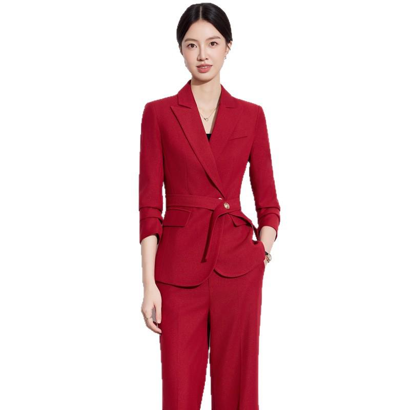 Элегантный женский костюм-блейзер с длинным рукавом: Современный, Роскошный, Стройнящий, Повседневный, Идеальный для Рабочего места или Проведения Мероприятий.