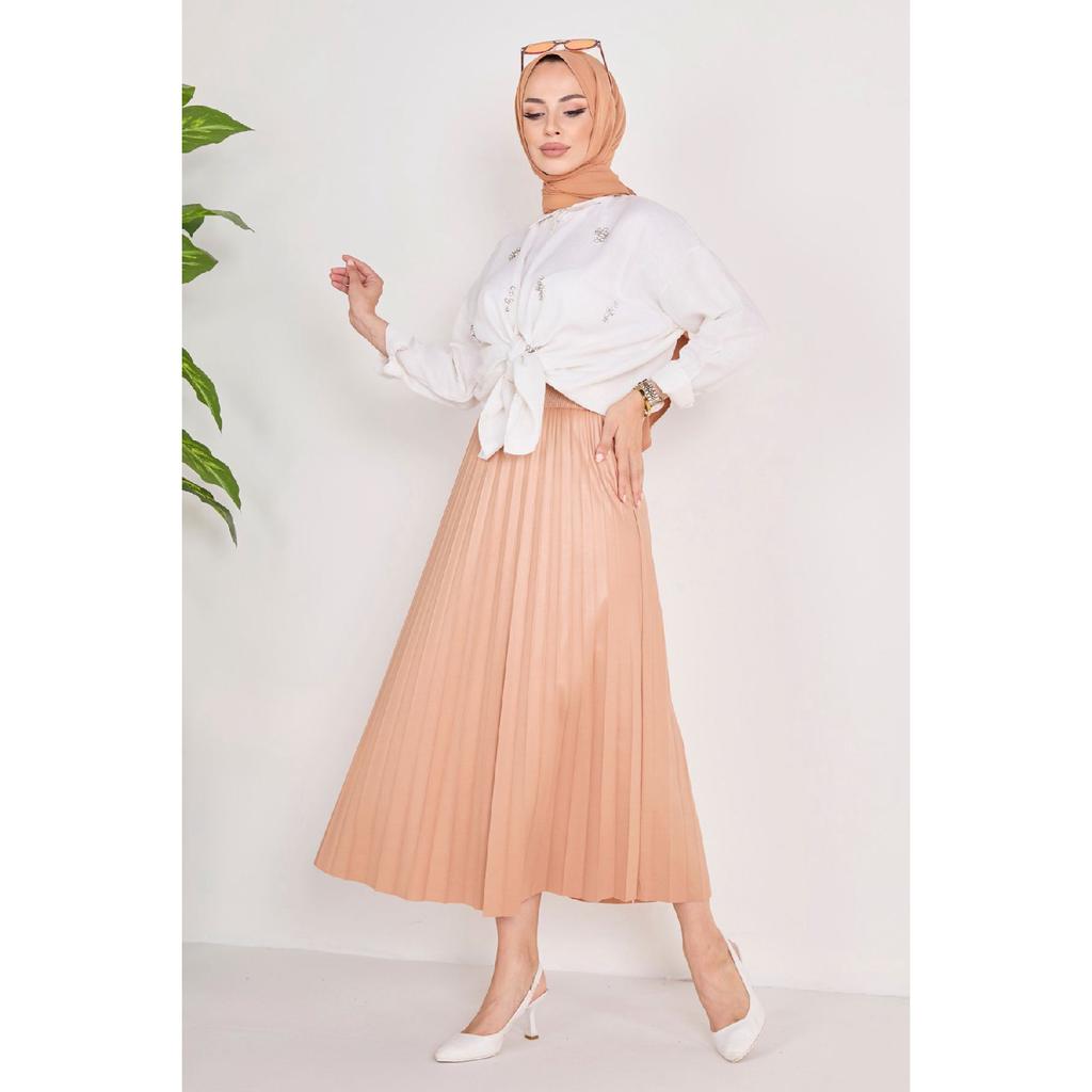 Однотонная женская черная плиссированная юбка среднего размера — 23036