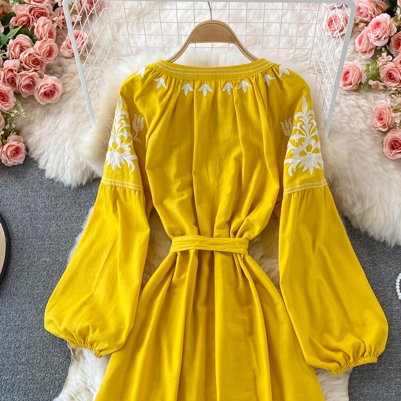 RUGOD Длинное платье в этническом стиле для путешествий и отдыха с вышивкой и круглым вырезом, с рукавами-фонариками, в богемном стиле, в стиле ретро, ​​свободное свободное платье для женщин