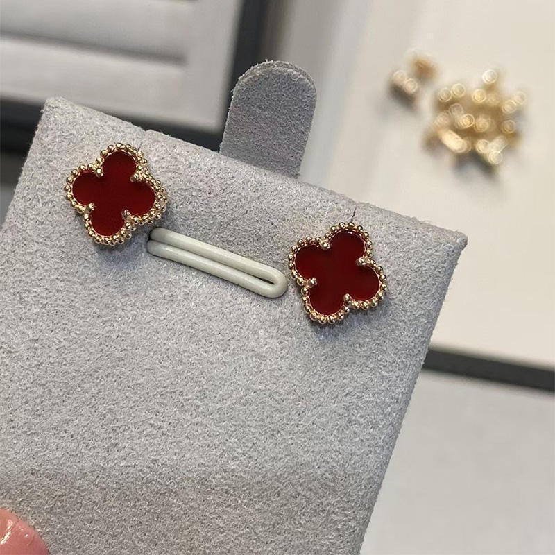 Серьги Four Leaf Grass, легкие роскошные белые рябчики с красным агатом и малахитом, женские серьги-гвоздики