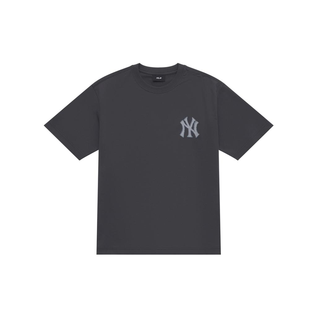 New MLB MONOGRAM Collection New York Yankees SS25 T Shirt Unisex Charcoal Gray 3ATSM1053-50CGS