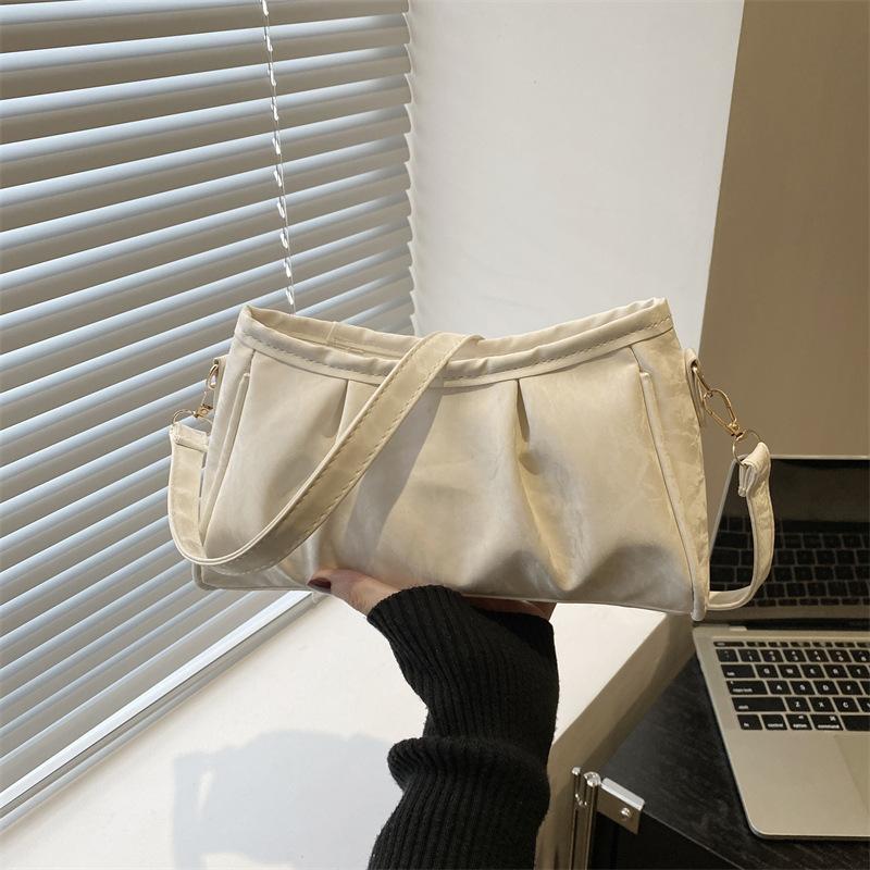 Сумка подмышку женская летняя новая трендовая модная ретро на плечо через плечо плиссированная облако женская маленькая сумка