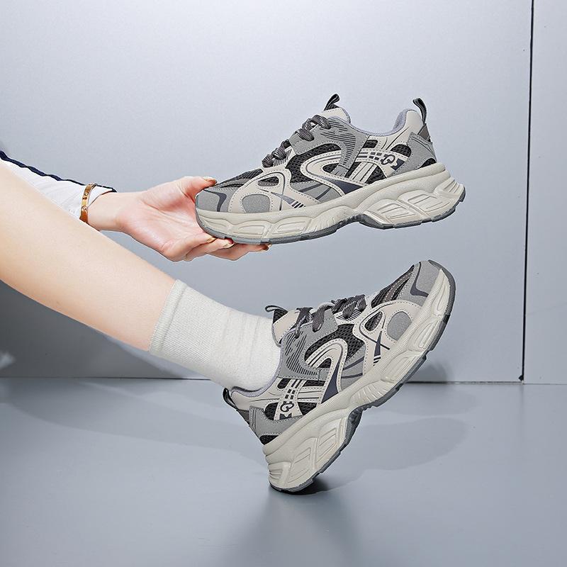 Ins корейская версия новой женской обуви для пап 2025 года, весна, студенческая спортивная обувь для бега на толстой подошве, увеличивающая рост, повседневная обувь для женщин KT268