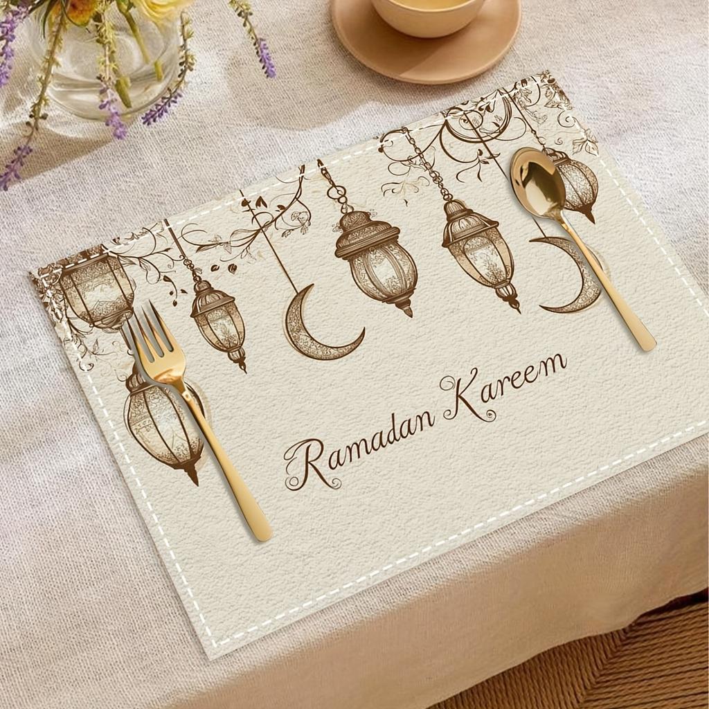 Набор из 4 фонарей Ramadan Kareem с изображением луны. Эти салфетки можно стирать в машине, они термостойкие и легко чистятся.