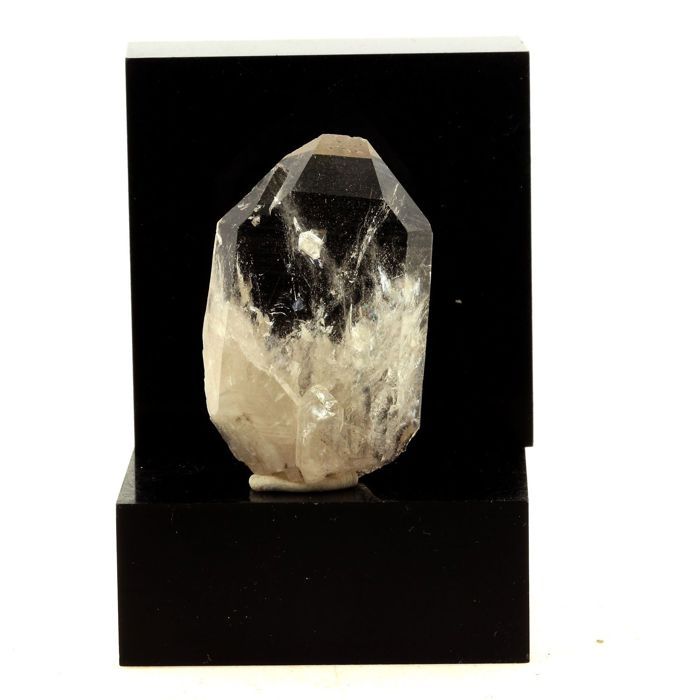 Pierres et Minéraux. Quartz. 103.0 ct. L'Alpe d'Huez, Bourg d'Oisans, France.