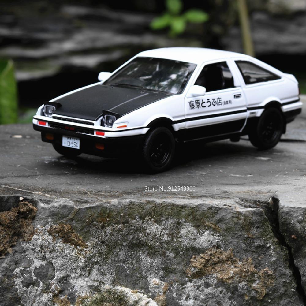 Масштаб 1/32 AE86 Initial D Модель Автомобиля Игрушка Сплав Литье под Давлением Звук Свет Оттяжка Классическая Симуляция Коллекция Моделей Транспортных Средств для Ребенка