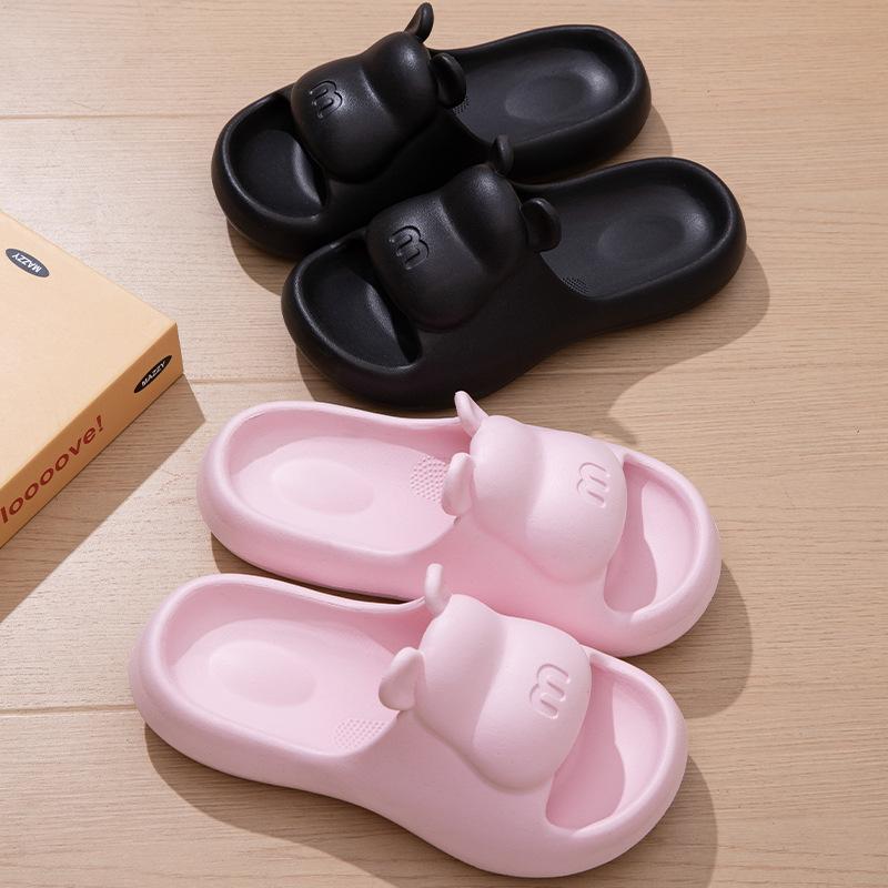 Мода 2024 года, новые тапочки из ЭВА на толстой подошве для женщин, модные милые домашние тапочки на платформе с медведем, женская летняя верхняя одежда, нескользящая пляжная обувь