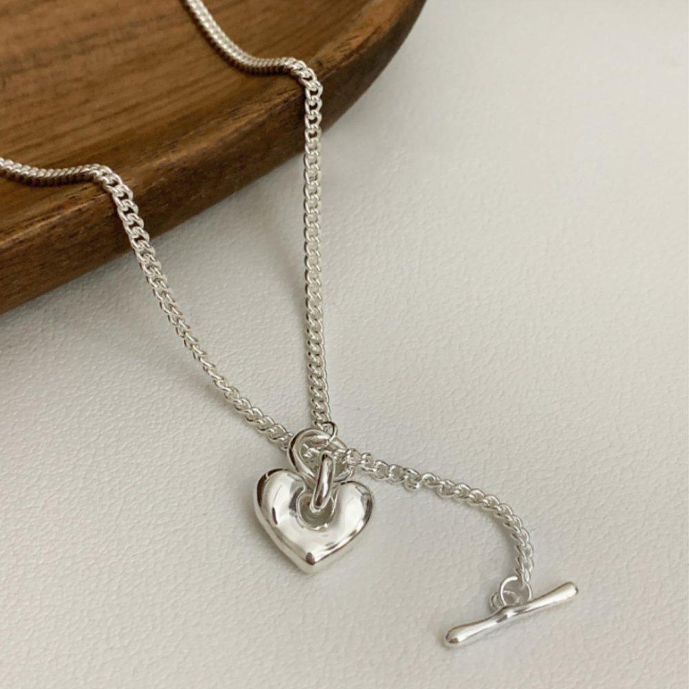 Bold Heart Toggle Bar Silver Necklace
