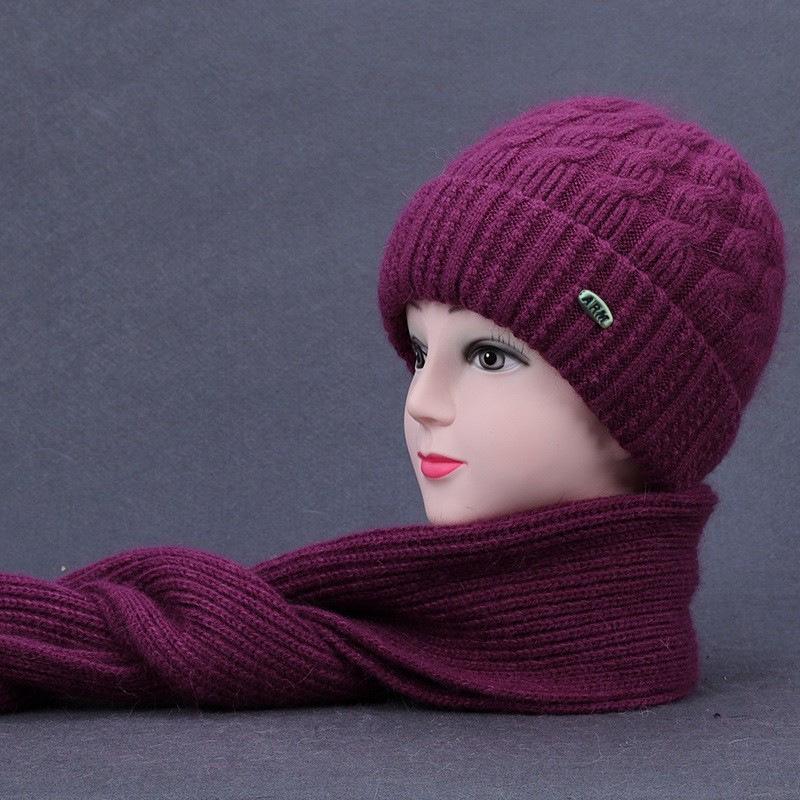 Warm Knitted Hat and Scarf Set for Women – Perfect for Autumn and Winter