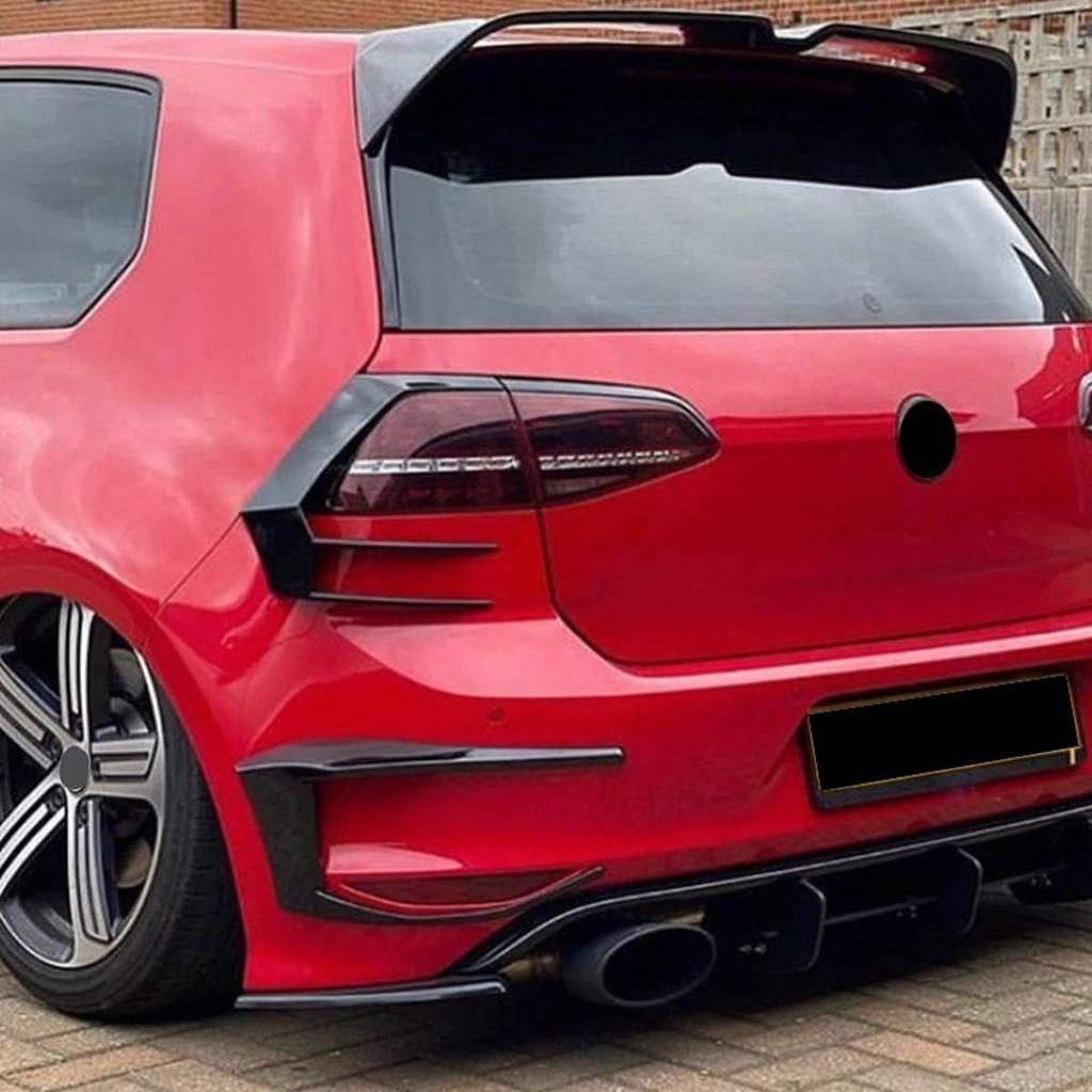 Car Rear Bumper Splitter Canard For VW Golf 7 MK7 MK7.5 GTI R GTD 2013-2020 Rear Tail Lamp Light Cover Trim