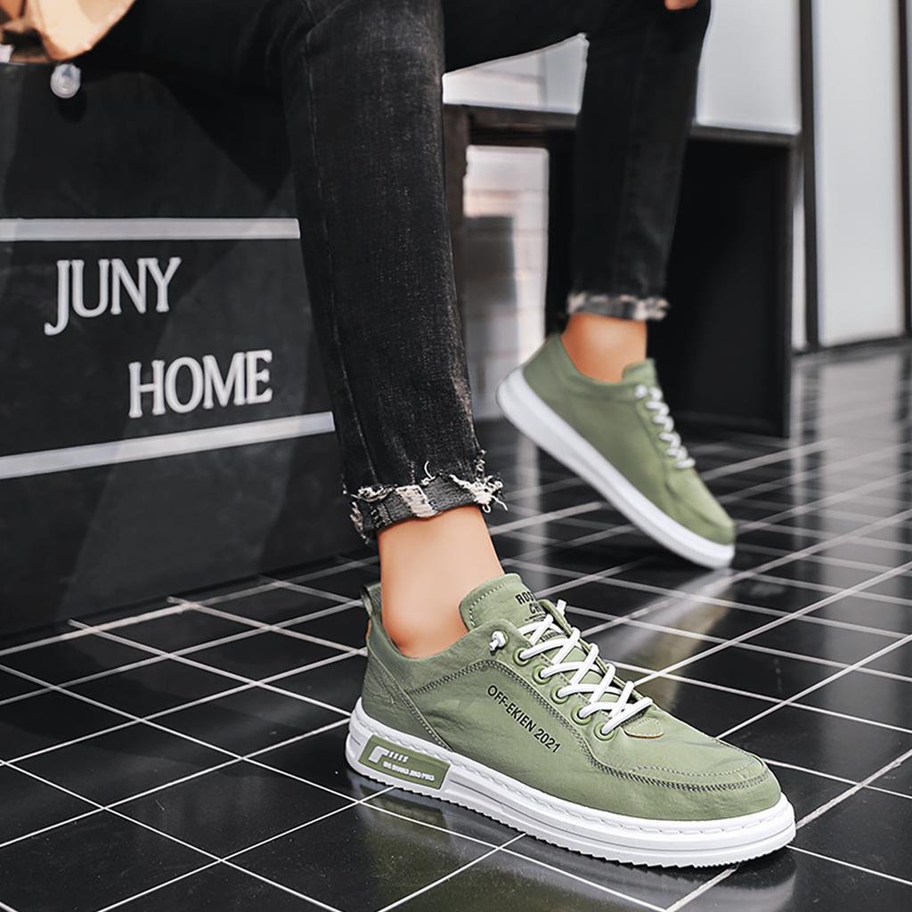 Casual Men Skateboarding Shoes School Boys Skate Shoes Outdoor Fitness Summer Green Lace-Up Shoes Man Sneakers Durable Shoes F79