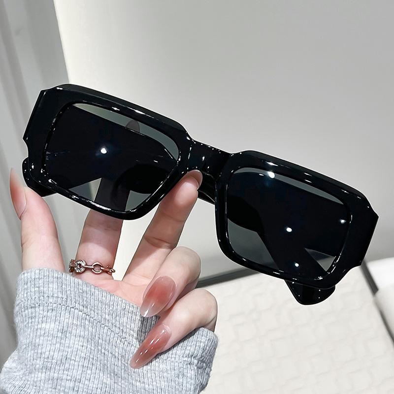 New Brand Rectangle Sunglasses Women Men Shades Retro Square Black Sun Glasses Eyewear Trendy Punk Eyeglasses For Male Uv400