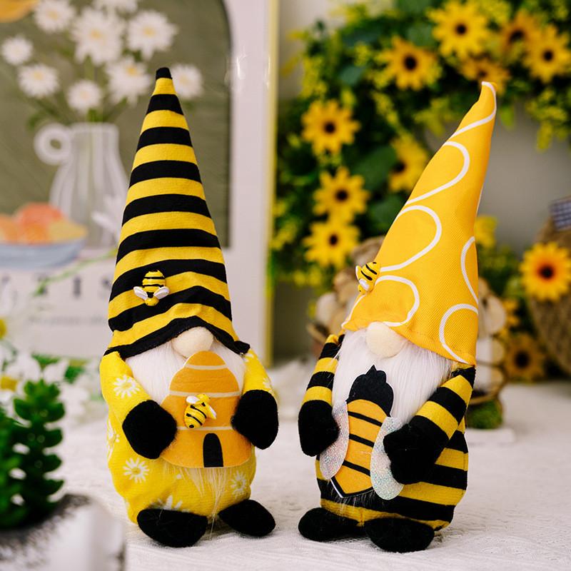 Adorable Plush Bumblebee Gnome Decor With Sunflowers For Festive Home Decorations