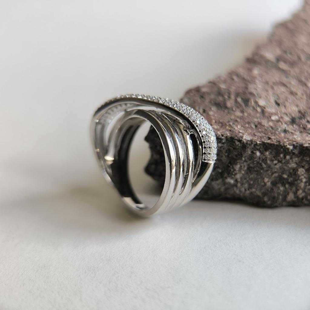 Silver Ring with Cubic Zirconia, Item Weight 7.01 G (2191933)