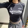 2KWEIRD Футболка Женская Новая Черная Модная Уличная Одежда Длинные Рукава Круглый Вырез Уличная Одежда Кроп-Топ Принт Буква Повседневная Приталенная Женская Футболка