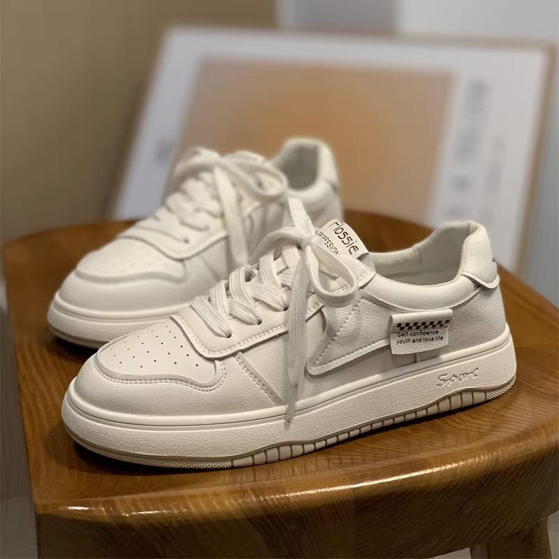 Новая женская обувь на мягкой подошве, универсальная спортивная и повседневная обувь для весны и лета, кроссовки на плоской подошве