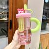 Портативная бутылка для воды с трубочкой Милая чашка с трубочкой Ледяной стакан для женщин и девочек Пластиковый стакан большой емкости Стиль Ins Кружка для молочного чая и кофе