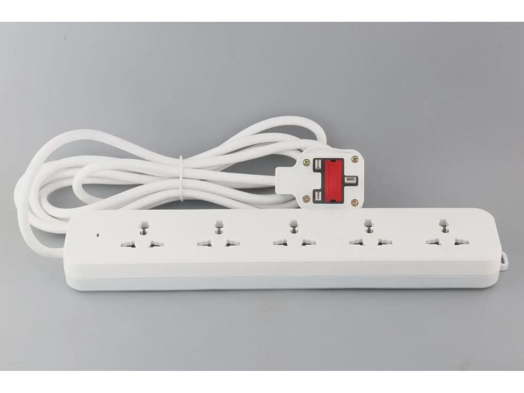 British Style 13A Power Strip with UK Sockets, 3m Cord, Ideal for Southeast Asia