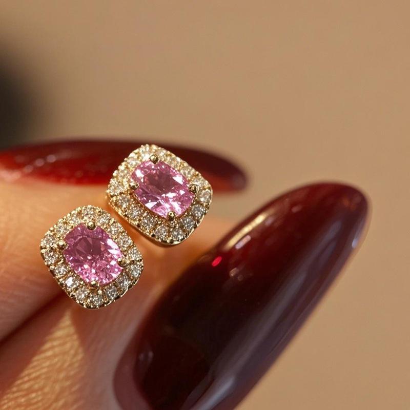 Elegant Light Luxury Pink Zircon Earrings for Women High-End Temperament Trendy Zircon Accessory