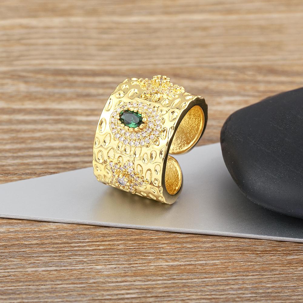 Nidin Vintage Hammered Wide Band Open Ring Oval CZ Crystal Paved Adjustable Finger Rings Luxury Women Wedding Party Jewelry Gift