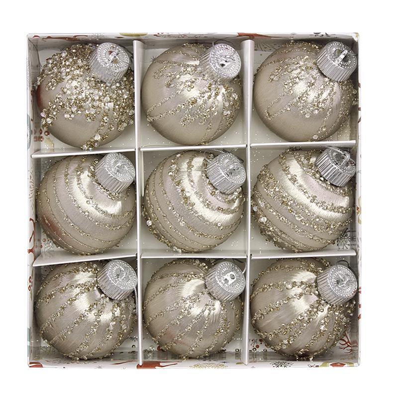 Hand-Painted Christmas Ball Ornament Set – Decorative Thread Balls for Holiday Decor