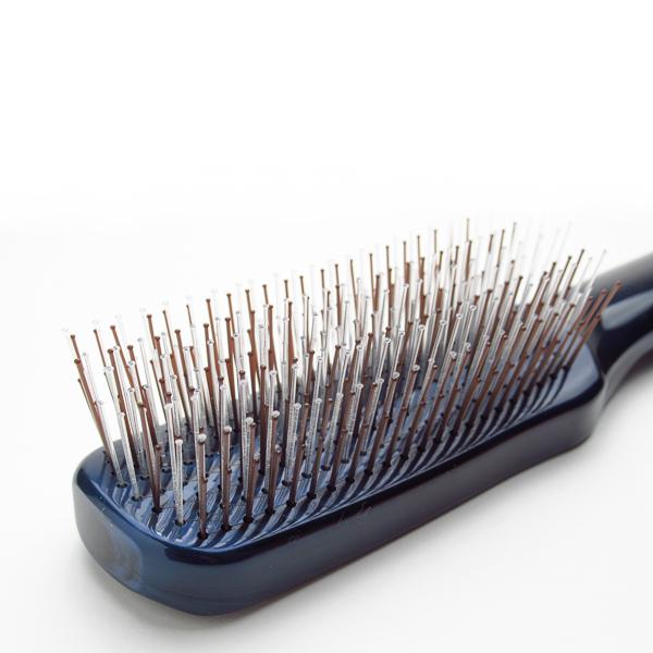 Shampoo Sommelier Sculp Brush Massage Comb for Washing Hair