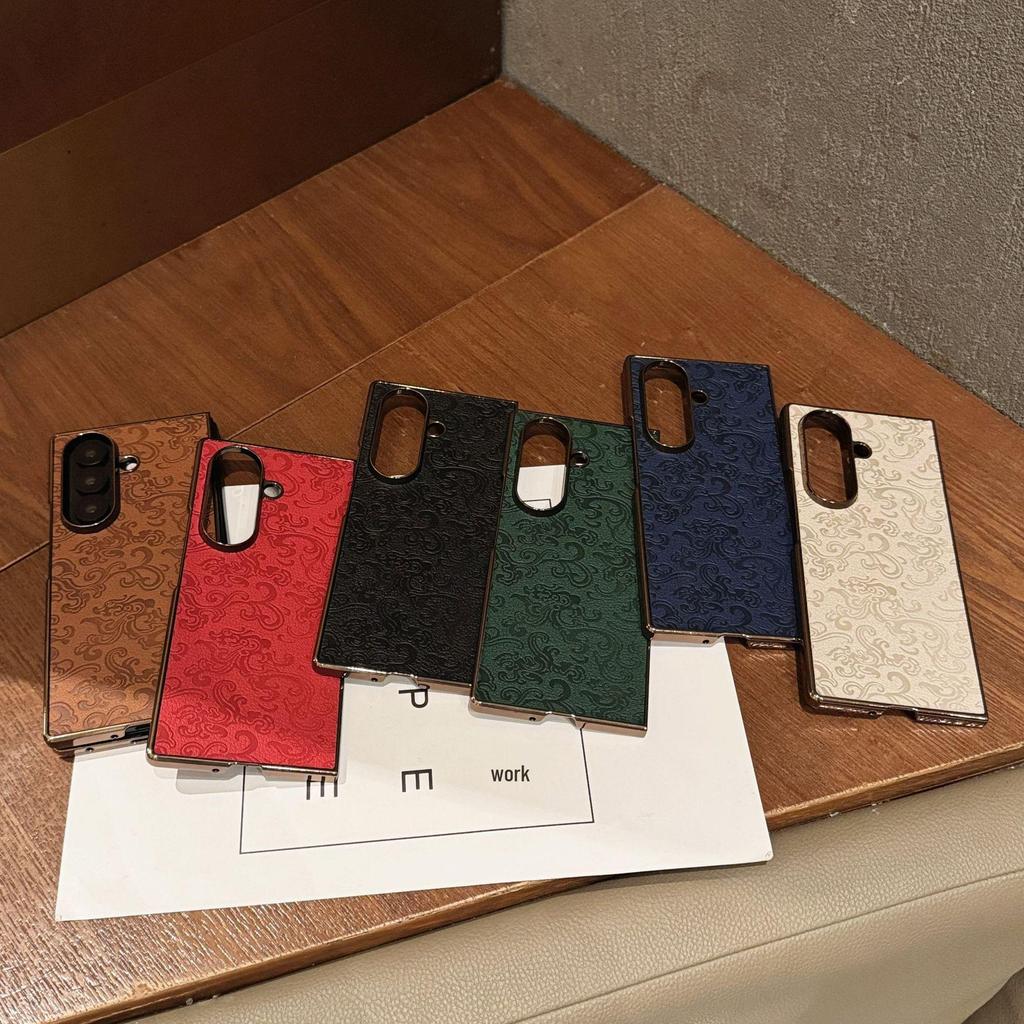 Кожаный защитный чехол с рисунком дракона и пленкой для Samsung Z-Fold7/Z-Fold6/Z-Fold5