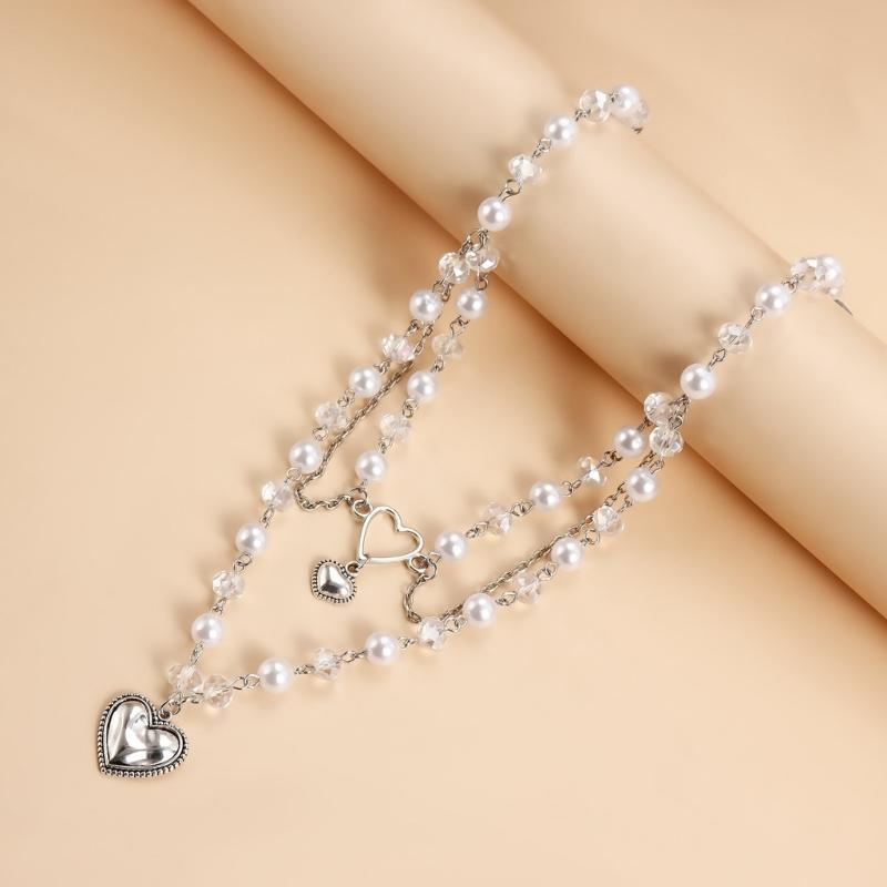 Multilayer Clavicle Chain Stylish Pearls Heart Neckachain Love Pendant Necklace for Women Girls Unique Jewelry Gift