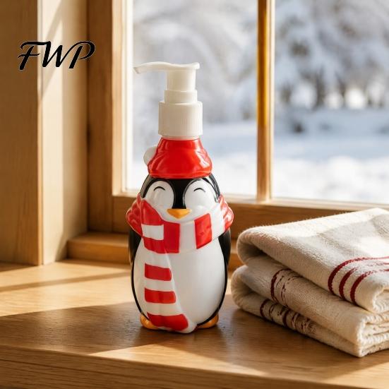 Penguin Refillable Bottle 350ML Christmas Soap Dispenser, Santa Claus Tree Shape Empty Bottle, Plastic Pump for Hand Soap, Lotion Dispenser