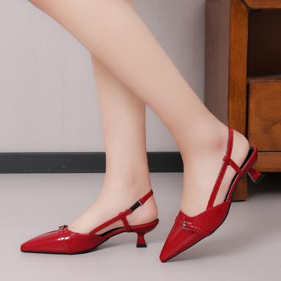 Модные женские сандалии баотоу, весенняя новинка, остроносые, с мелким вырезом, металлической пряжкой, А-образные, с противоскользящим износостойким высоким каблуком