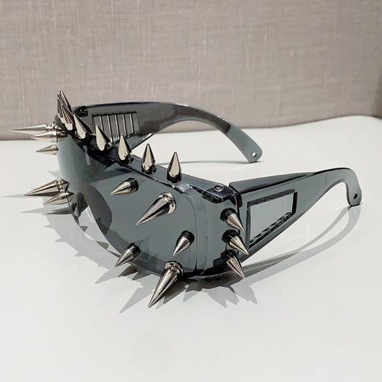 Очки унисекс с металлическими заклепками, солнцезащитные очки для вечеринок, легкий дизайн, солнцезащитные очки для косплея, очки-тени для женщин и мужчин